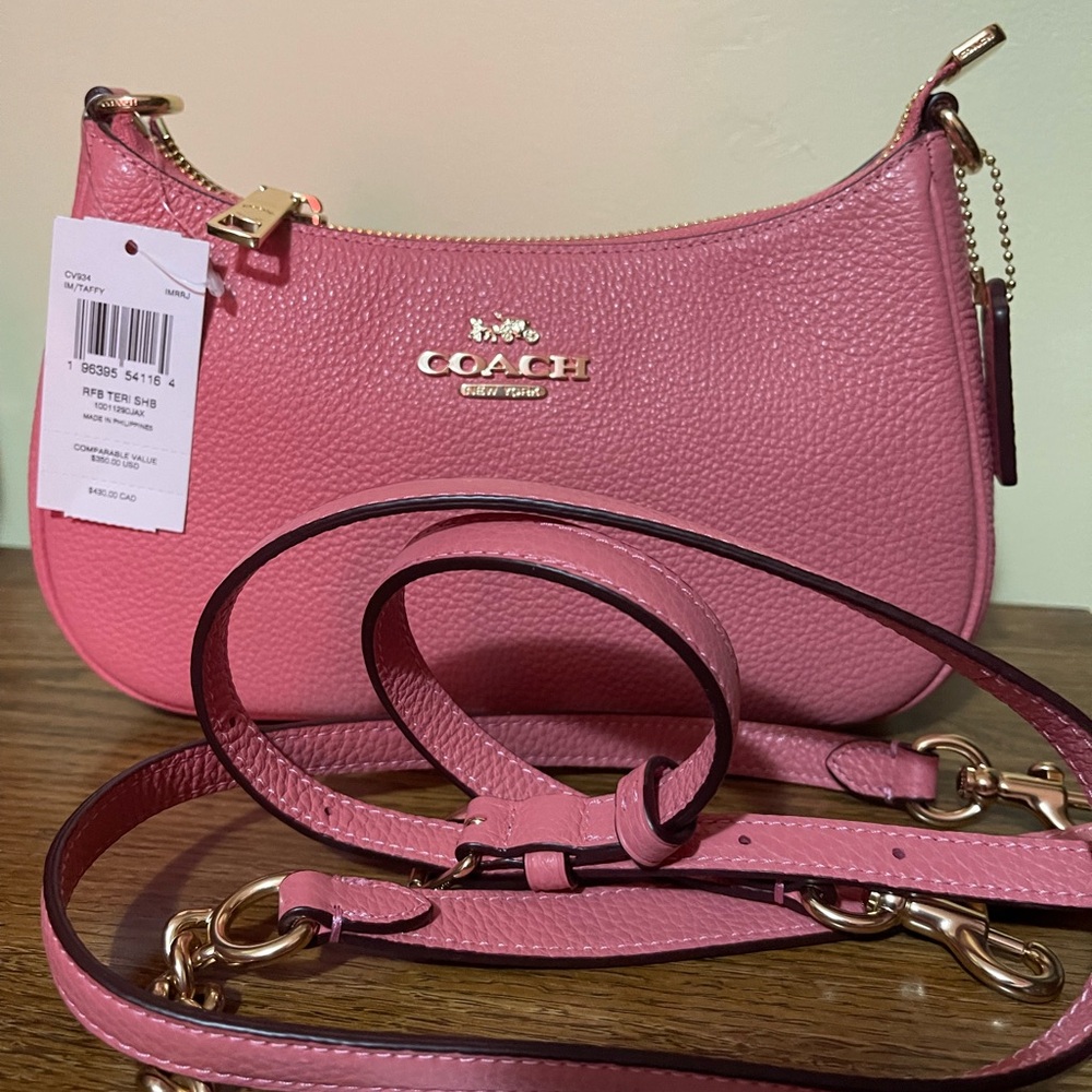 Coach Teri Shoulder Bag - Picture 6 of 7